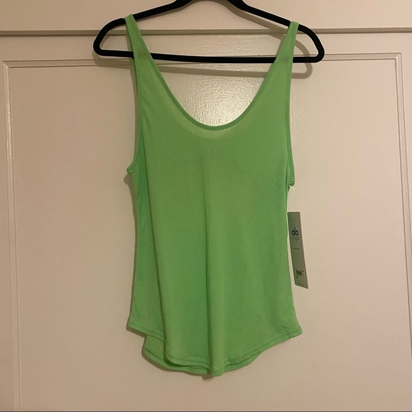 Alo Yoga Sculpt Tank - Picture 3 of 6